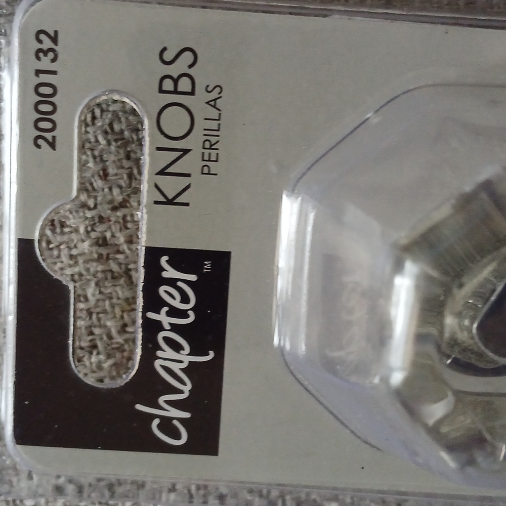 Chapter knobs 2 acrylic - Picture 3 of 5